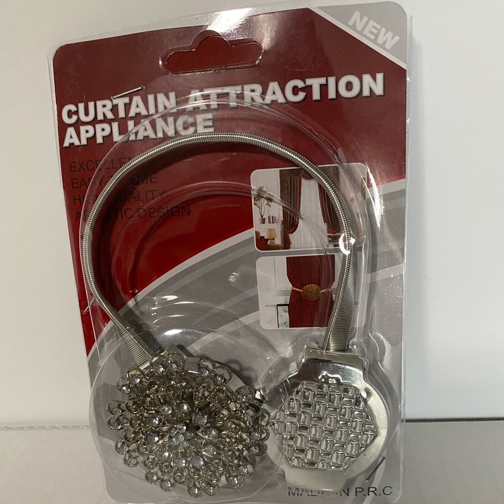 Curtain attraction appliances